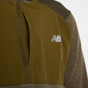 new balance Functioneel shirt 'Athletics' in Bruin