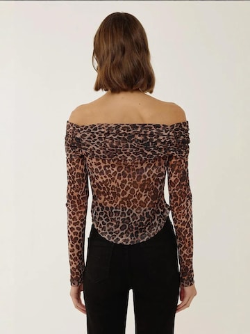 Hiccup Top in Brown