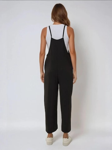 Hiccup Jumpsuit in Schwarz