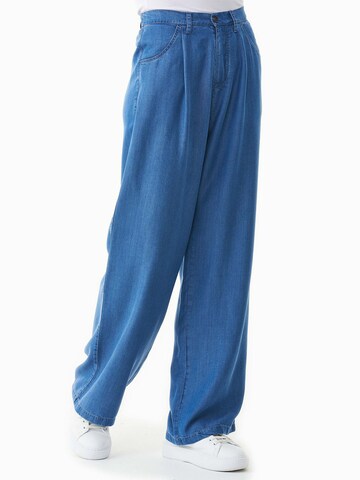Organication Wide Leg Hose in Blau
