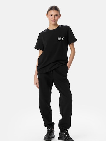 Cardio Bunny - Camiseta 'ERA' en negro