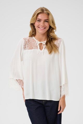 Kaffe Blouse in White: front