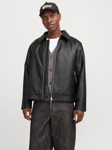 JACK & JONES Φθινοπωρινό και ανοιξιάτικο μπουφάν 'JORAustin' σε μαύρο: μπροστά