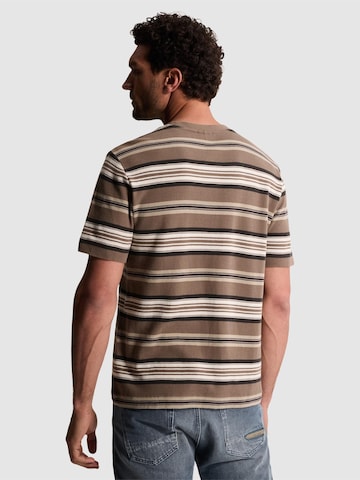CAST IRON - Camiseta 'T-shirt with waffle texture and stripe pattern' en marrón