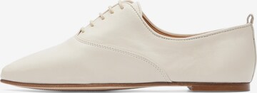 LOTTUSSE Lace-Up Shoes 'Goya' in White: front