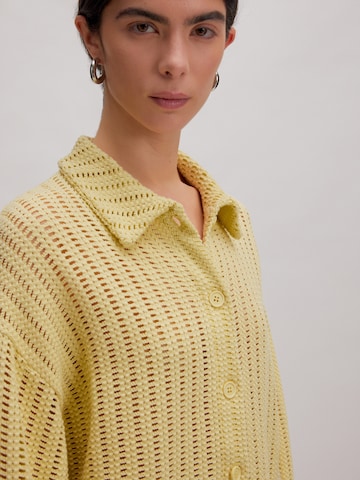 EDITED - Blusa 'Neo' en amarillo