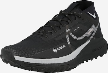 Chaussure de course 'React Pegasus Trail 4' NIKE en noir : devant