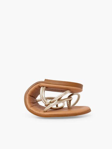 Pisamonas Sandalen in Beige