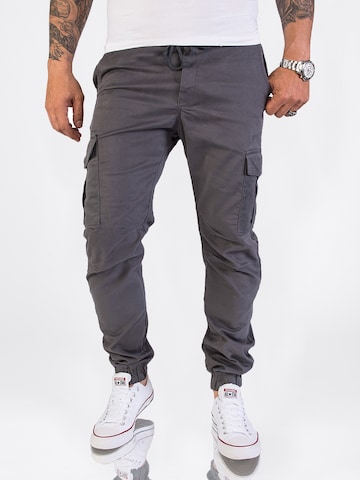 Rock Creek Tapered Cargo Pants in Grey: front