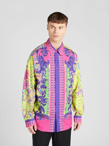 Coupe regular Chemise Versace Jeans Couture en violet : devant