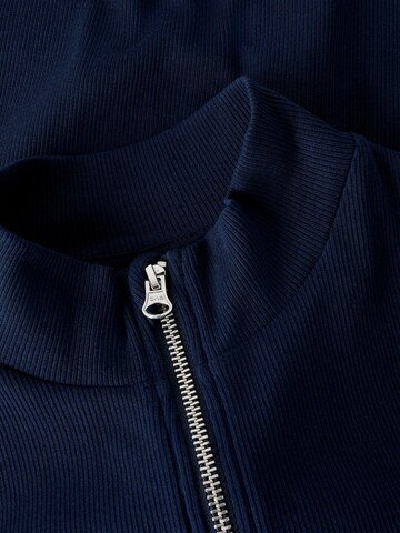 Giacchetta di LMTD in blu