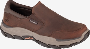 SKECHERS Instappers 'Skechers Respected - Calum' in Bruin: voorkant