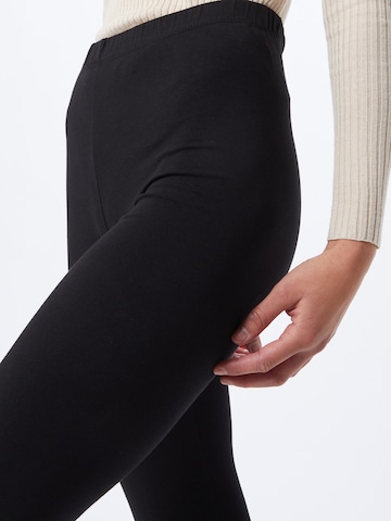 Skinny Leggings 'Maja' di PIECES in nero