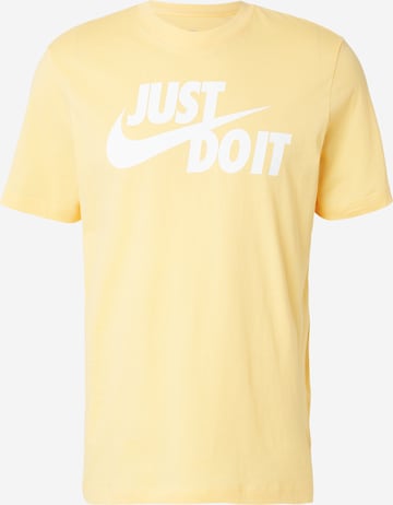 Nike SportswearRegular Fit Majica - zlatna boja: prednji dio