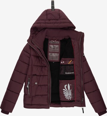 Veste d’hiver 'Taisaa' MARIKOO en rouge