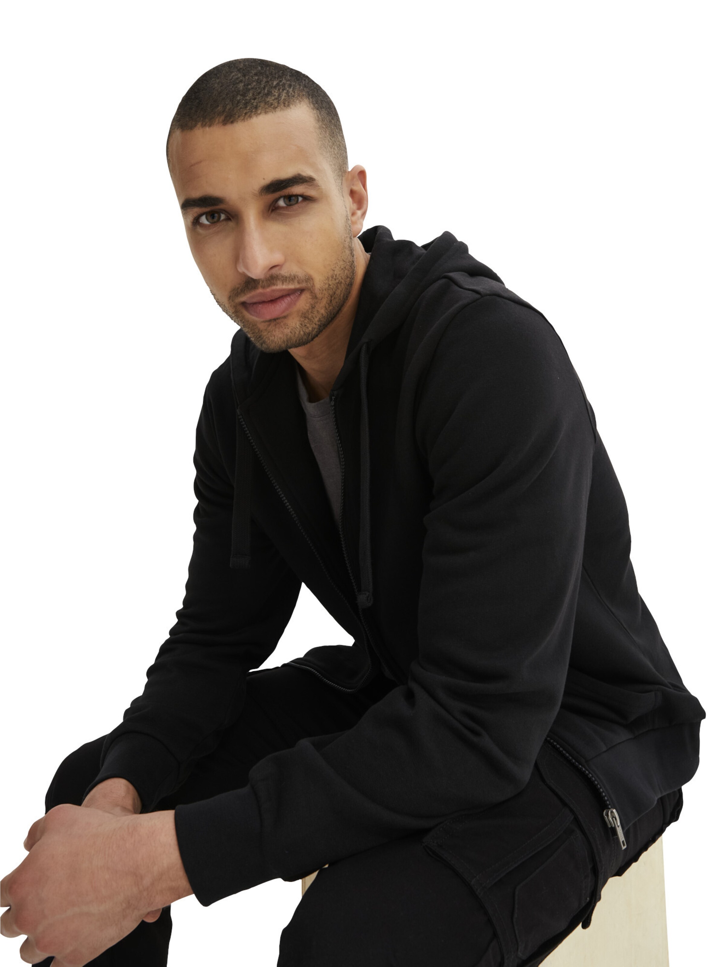 bonprix Sweatjacke in Schwarz