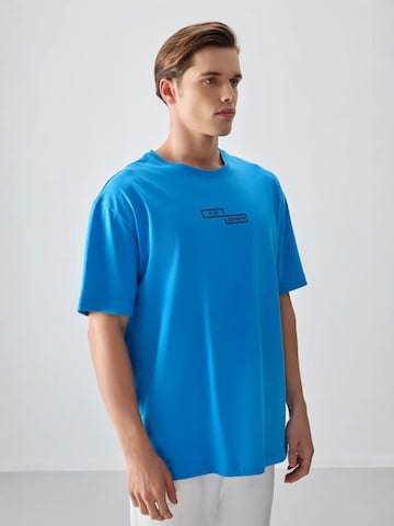 Tommy Life T-Shirts in Blau