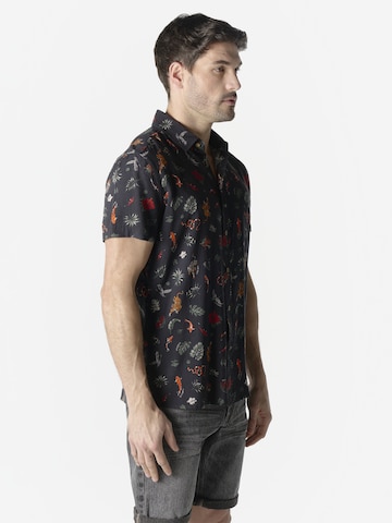 KOROSHI Regular fit Button Up Shirt in Black