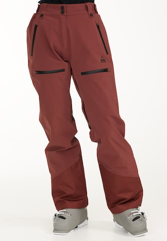SOS Regular Athletic Pants 'Silverton' in Red: front