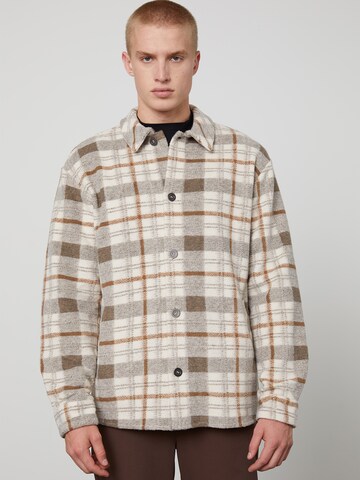 DAN FOX APPAREL Between-Season Jacket 'Lean' in Brown: front