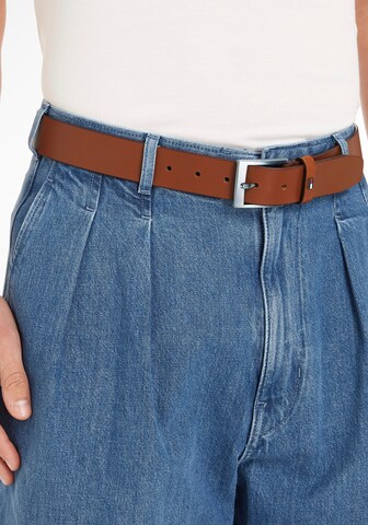 TOMMY HILFIGER Gürtel in Braun