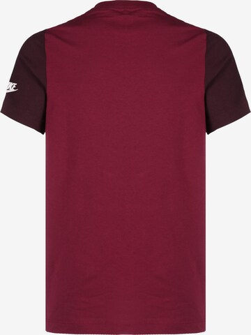 T-Shirt 'Repeat' Nike Sportswear en rouge