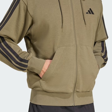 ADIDAS SPORTSWEAR Αθλητική ζακέτα φούτερ 'Essentials' σε πράσινο