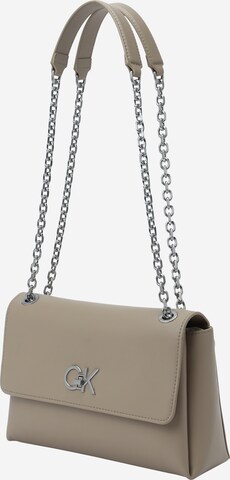 Calvin Klein Tasche 'Conv' in Grau