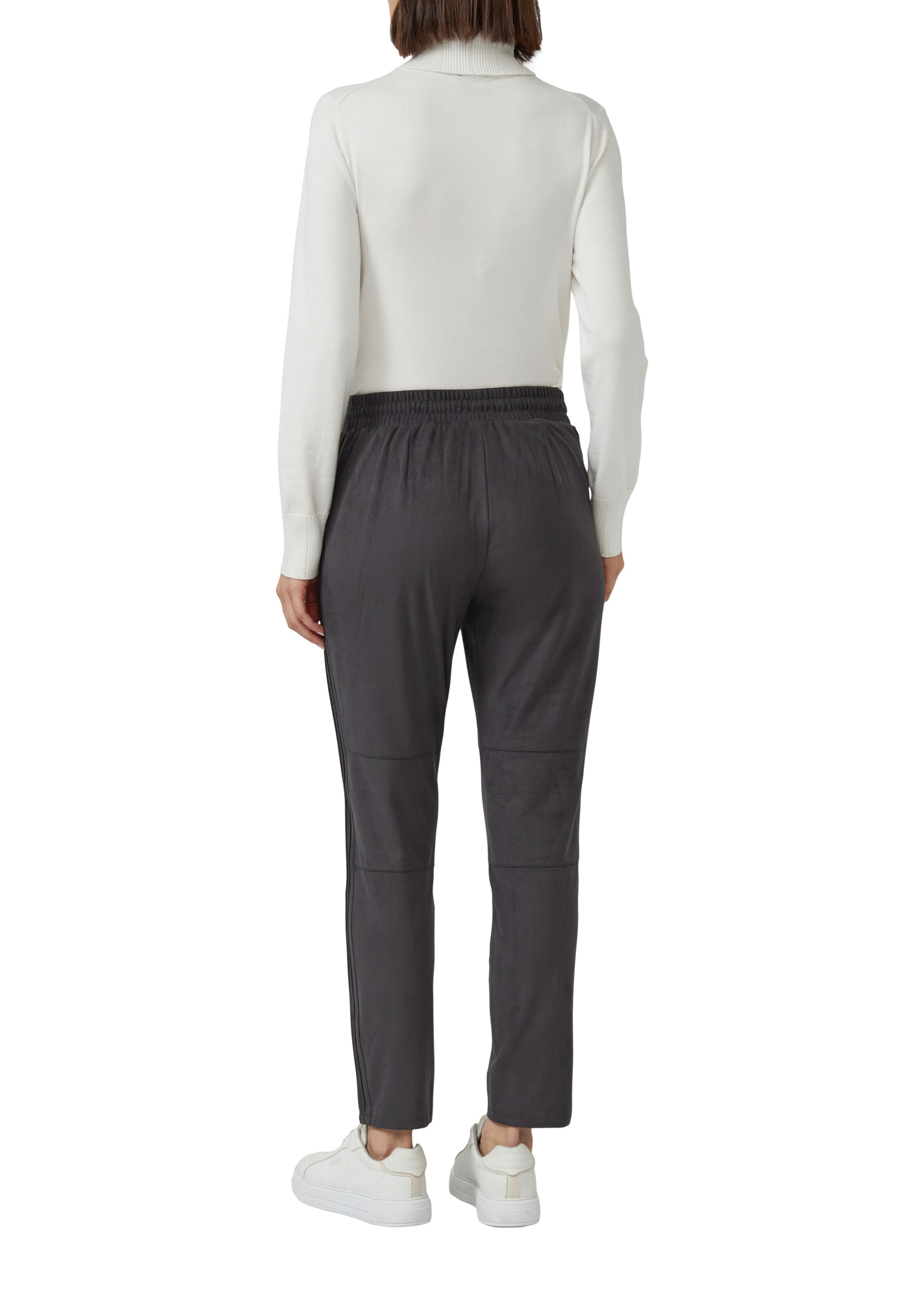 s.Oliver Tapered Hose in Grau