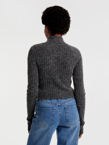 EDITED Sweater 'Osia' in Grey