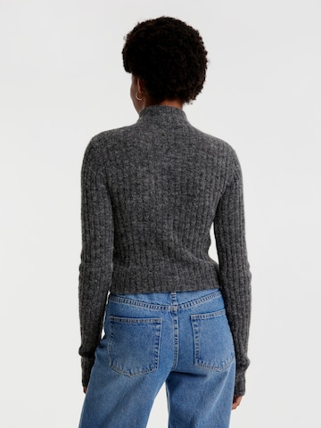 Pull-over 'Osia' EDITED en gris