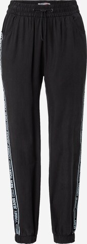 Tommy Jeans - Tapered Pantalón 'Relaxed' en negro: frente