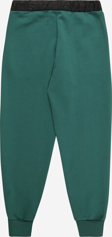 Tapered Pantaloni de la Marni pe verde