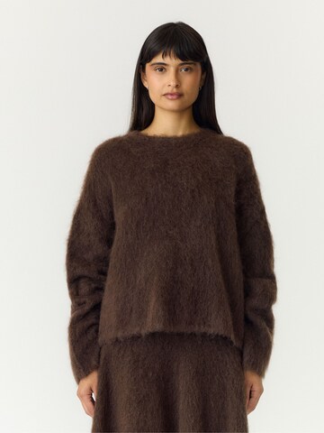 YAS Pullover 'TILDE' i brun: forside