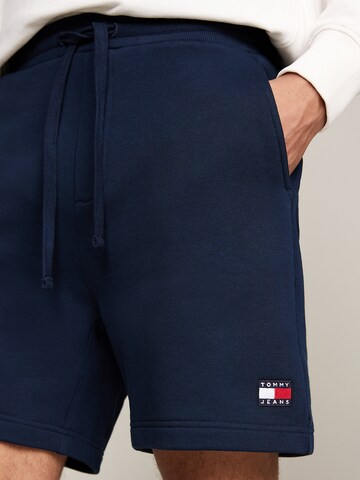 Regular Pantaloni de la Tommy Jeans pe albastru