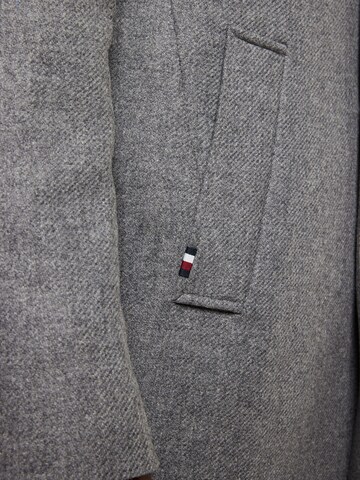 Tommy Hilfiger Tailored Between-Seasons Coat in Grey