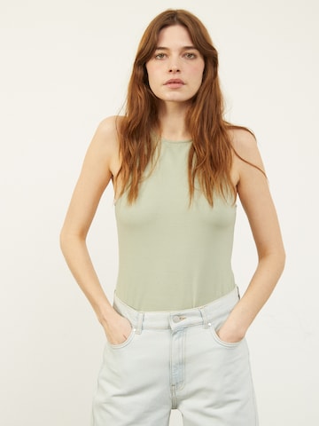 Aligne Top 'Cameron' in Green: front