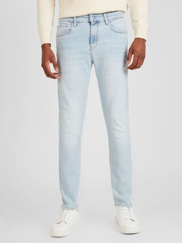 Calvin Klein Jeans Kitsas Teksapüksid, värv sinine: eest vaates