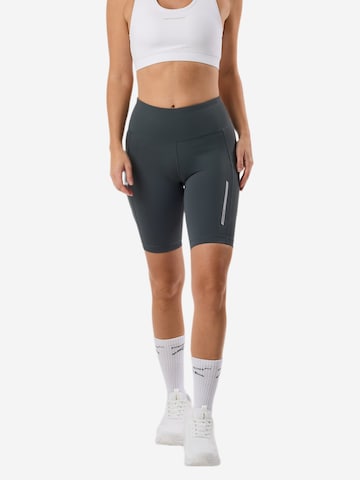 Pantaloni sportivi 'Core' di SWEDEMOUNT in verde: frontale