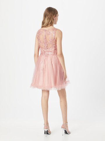 Robe de cocktail Laona en rose