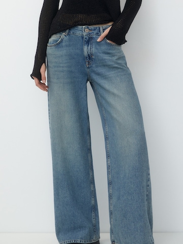 Pull&Bear Loosefit Jeans in Blau