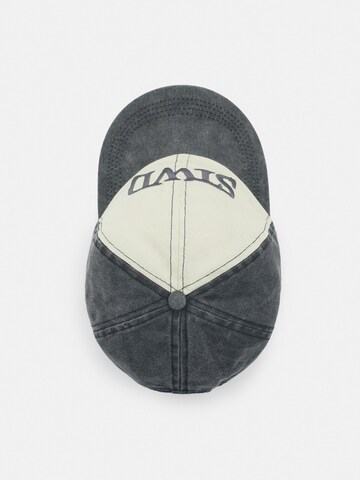 Pull&Bear Czapka z daszkiem 'STWD' w kolorze czarny