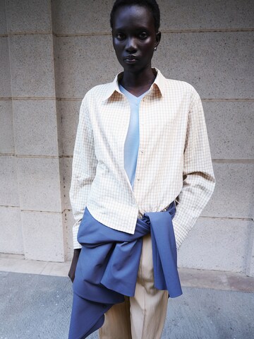 Bluză 'IRUYA' de la MANGO pe maro: față