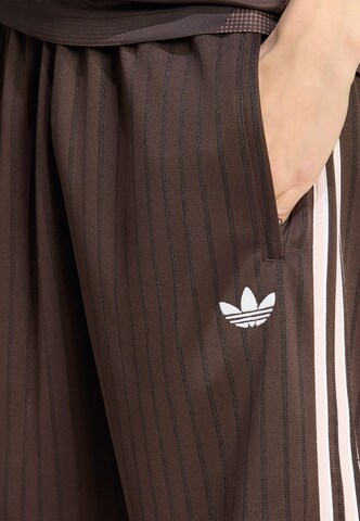 Regular Pantalon 'Firebird' ADIDAS ORIGINALS en marron