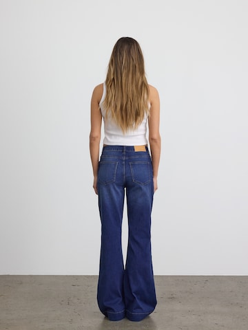 Noisy may Flared Farmer 'NMROOXY' - kék