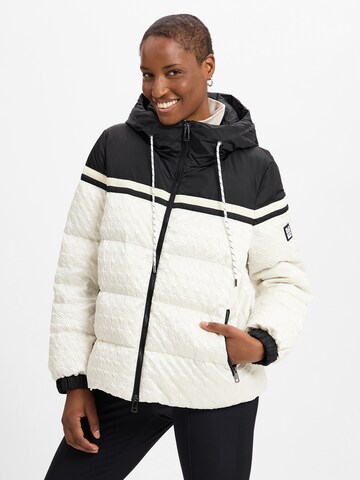 Marc Cain Winterjas in Wit: voorkant