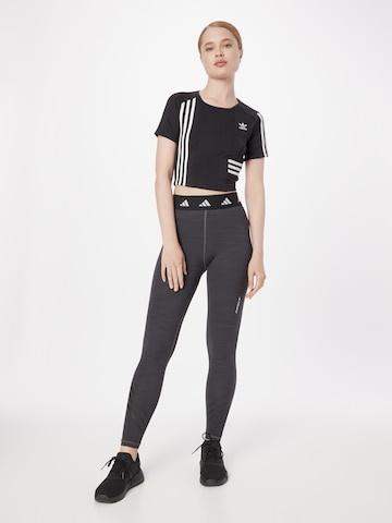 ADIDAS PERFORMANCE Skinny Fit Спортен панталон 'Techfit 3-Stripes' в сиво