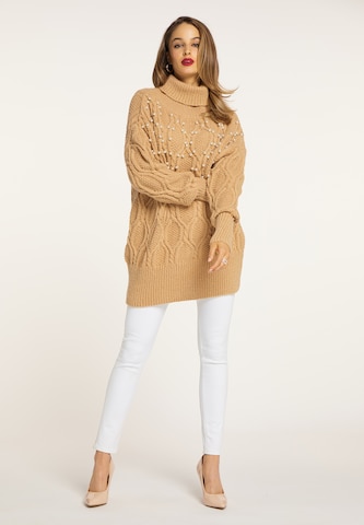 Pullover extra large di faina in beige