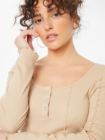 PIECES - Camiseta 'Filicia' en beige