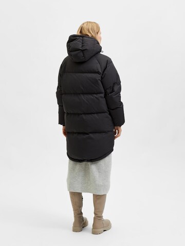 SELECTED FEMME Winter Coat 'Mina' in Black